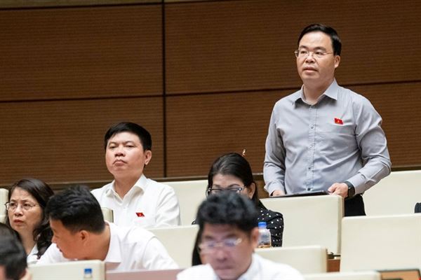 Điểm báo: Áp thuế thuế tiêu thụ đặc biệt với nước giải khát tiếp tục “nóng” nghị trường