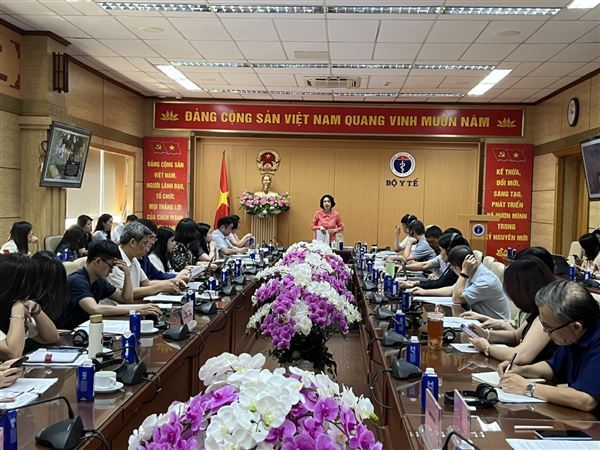 Tiếp thu ý kiến, hoàn thiện dự thảo Chương trình mục tiêu quốc gia về chăm sóc sức khỏe, dân số và phát triển giai đoạn 2026 - 2035; Luật Phòng bệnh; Luật Dân số