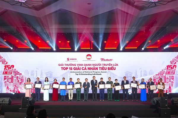 SABECO khép lại chiến dịch “150 Năm Di Sản Vươn Cao”, lan tỏa giá trị gắn kết cộng đồng và tôn vinh những “Người Truyền Lửa” tiêu biểu