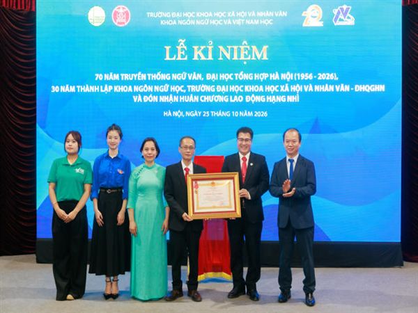 Kỷ niệm 70 năm Truyền thống Ngữ văn, 30 năm thành lập Khoa Ngôn ngữ học và đón nhận Huân chương Lao động Hạng Nhì