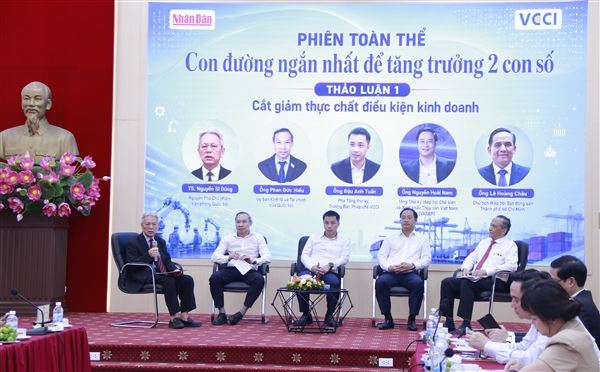 Cải cách thể chế để doanh nghiệp trở thành động lực tăng trưởng hai con số