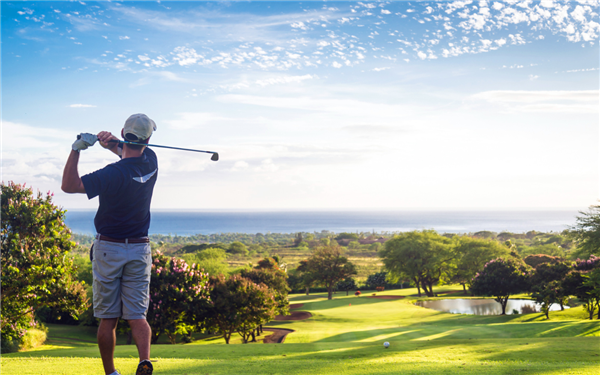 Đồ uống và giá trị của Golf qua những chia sẻ của nữ Golfer trẻ