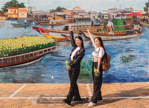 Năm nhất chill như này ai mà không thích: Khi những ngày mệt mỏi hóa dịu dàng với hương Trà Xanh
