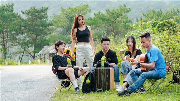 Giữa deadline nghẹt thở, Gen Z chọn “giải nhiệt” để cân bằng