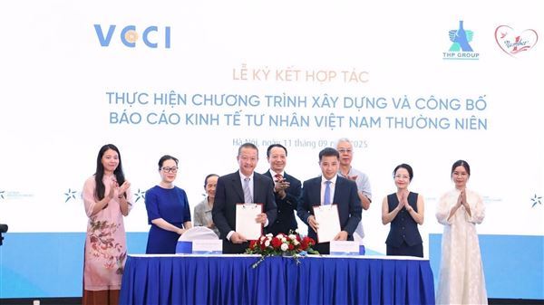 VCCI và Tân Hiệp Phát hợp tác triển khai Báo cáo Kinh tế tư nhân Việt Nam thường niên