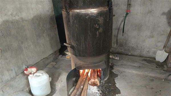 Rượu “mắt cua” Tiền Lệ